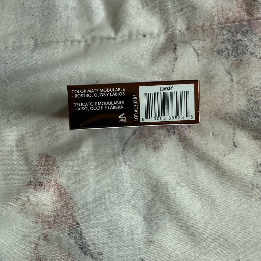 Danessa Myricks Beauty Yummy Skin Lowlighter - Lowkey - Picture 4 of 5